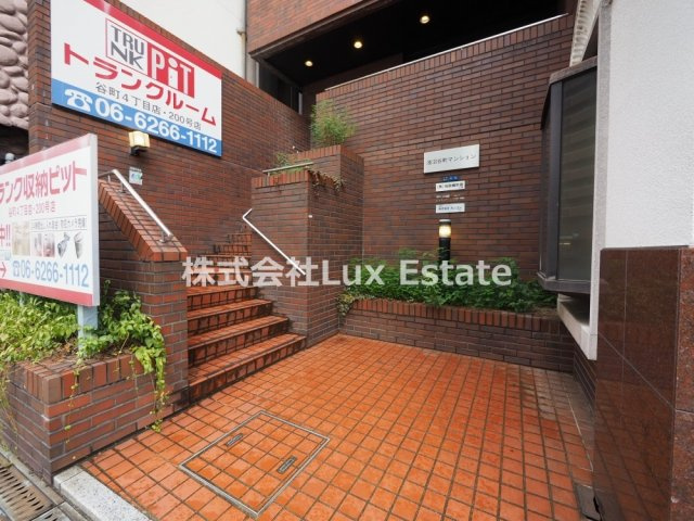 淺沼谷町マンションのエントランス