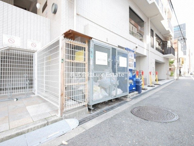 ローレルステート松屋町のロビー