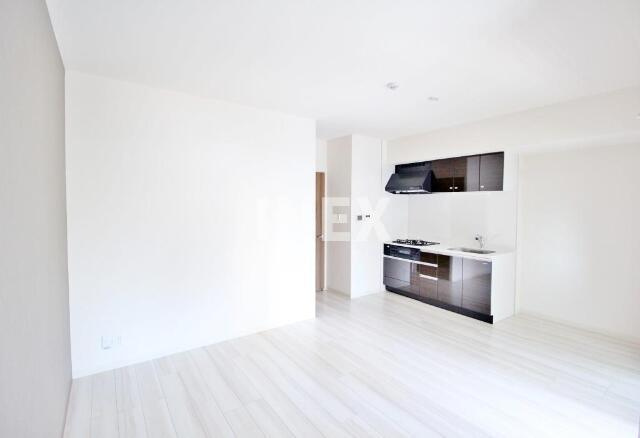 川崎市中原区小杉町２丁目の賃貸マンションの居間・リビング