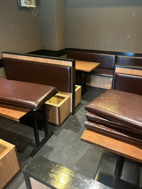 豊中市庄内東町５丁目の店舗事務所のエントランス