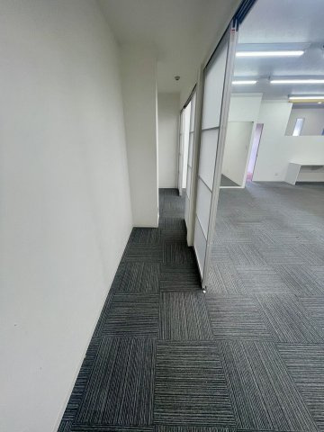 尼崎市東難波町５丁目の店舗事務所のロビー