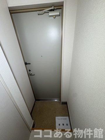 HCフラッツ須磨関守の玄関