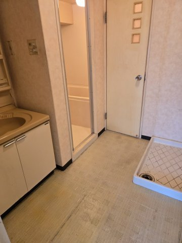 おおきに長堀橋鰻谷北サニーアパートメントの玄関