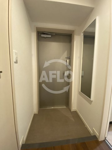 La Luce長堀通　中道小学校区の玄関|La Luce長堀通　玄関