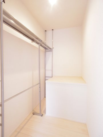 中清戸戸建の収納