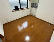 １００だしバール落合の居間・リビング