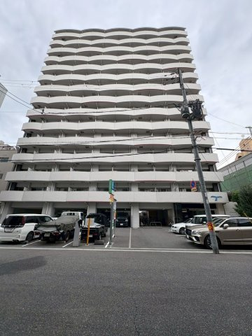 セレニテ日本橋プリエの外観