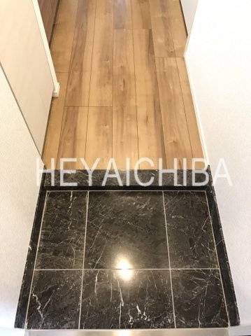プレセダンヒルズ三ノ輪の玄関