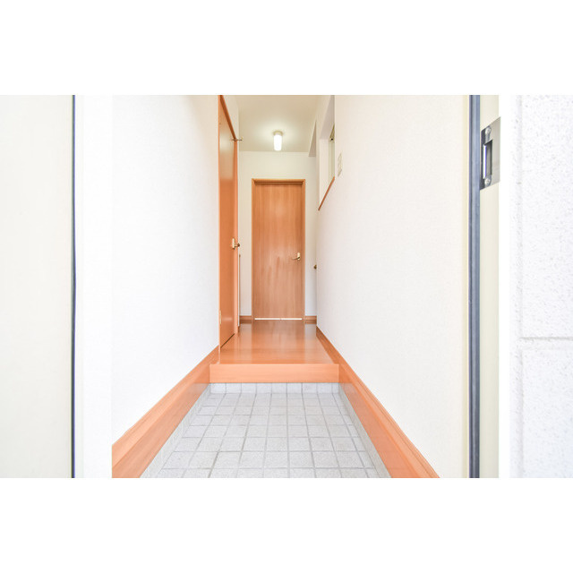 メゾンシュンの玄関|落ち着いた玄関です