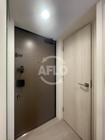 コンフォリア新大阪宮原キューの玄関|コンフォリア新大阪宮原Q　玄関