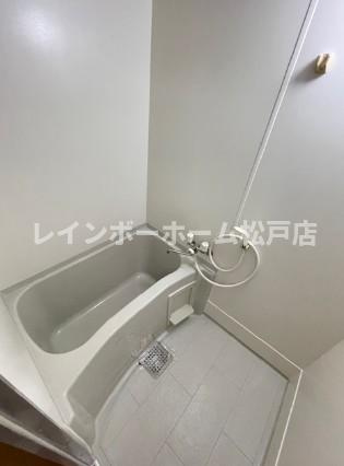 ＳＡビルの浴室|お風呂で日々の疲れを落としましょう