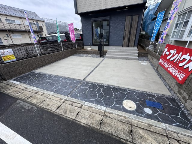 市川市南大野１丁目新築戸建【大野小学校：2分】の駐車場|駐車スペース・並列2台駐車可
