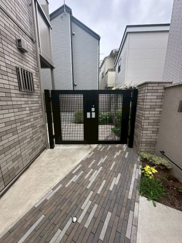 アイズコートⅡのエントランス
