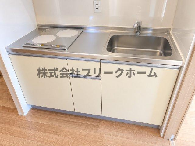 小金井市東町２丁目のアパートのキッチン