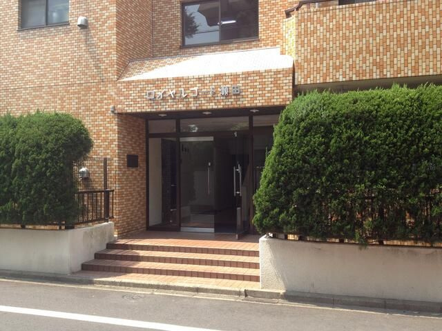 ロイヤルコート瀬田のエントランス|毎日通るエントランスはこのようになっています