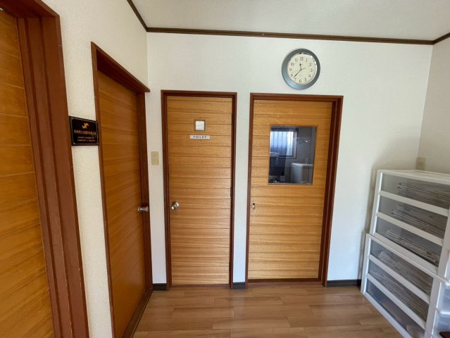 稲熊町滝道 貸店舗の内装