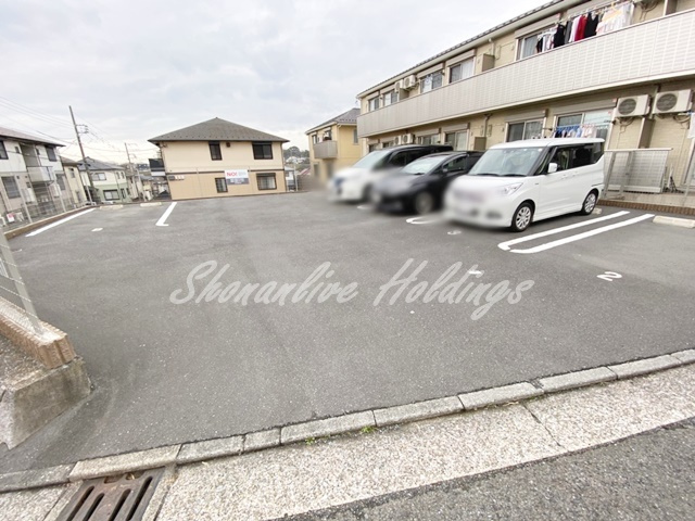 コンフォート湘南山手Ⅰの駐車場|駐車場あり♪