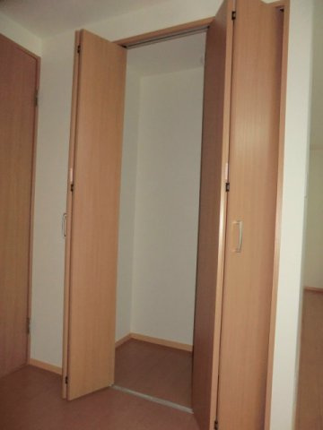 神戸市中央区元町通４丁目の賃貸マンションの収納