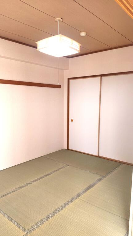芦屋市松ノ内町の賃貸マンションの居間・リビング