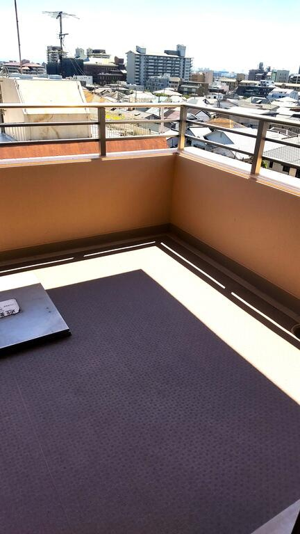 芦屋市松ノ内町の賃貸マンションのバルコニー
