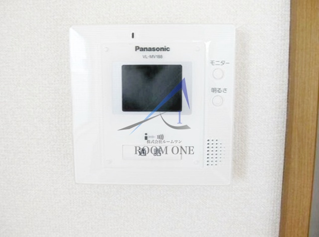 クレベールのセキュリティ|モニター付きインターホンです。