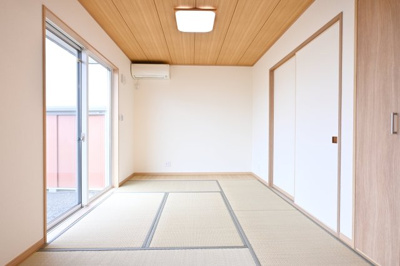 【和室】 | 太田市寺井町　中古戸建住宅 | 6帖の和室は日当たりもよく温かな空間です♪お子様の遊び場にもぴったり♪