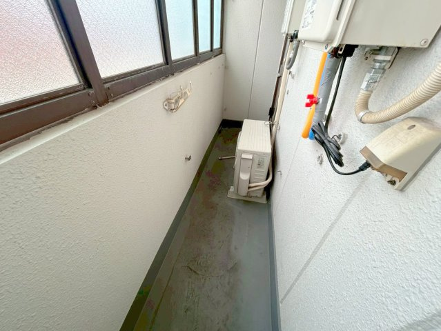 上新庄Sevin Che'rieのバルコニー