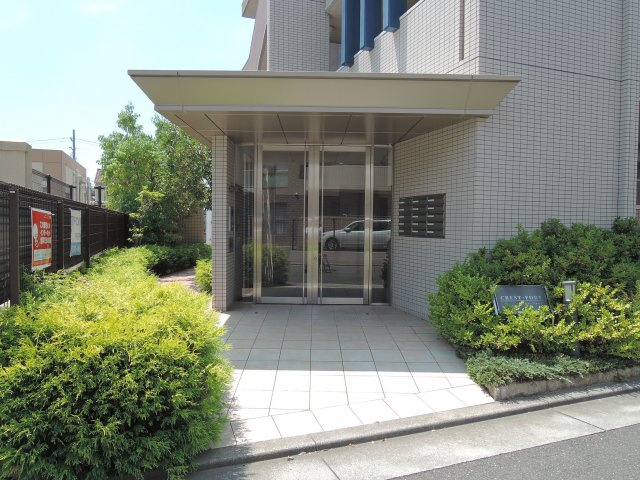 クレストフォートのエントランス