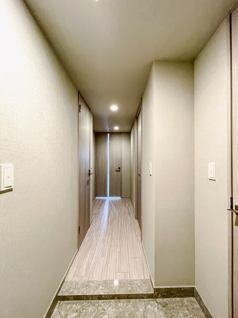 ロイヤルパークス有明の玄関|※写真は同タイプ住戸です。