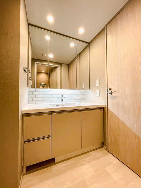 ロイヤルパークス有明の洗面所|※写真は同タイプ住戸です。