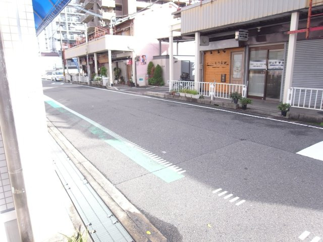 豊中市服部西町２丁目の店舗事務所