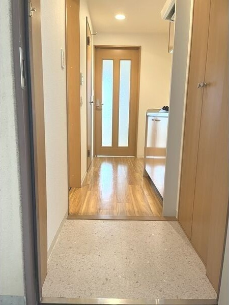 アプレシオ八田の玄関