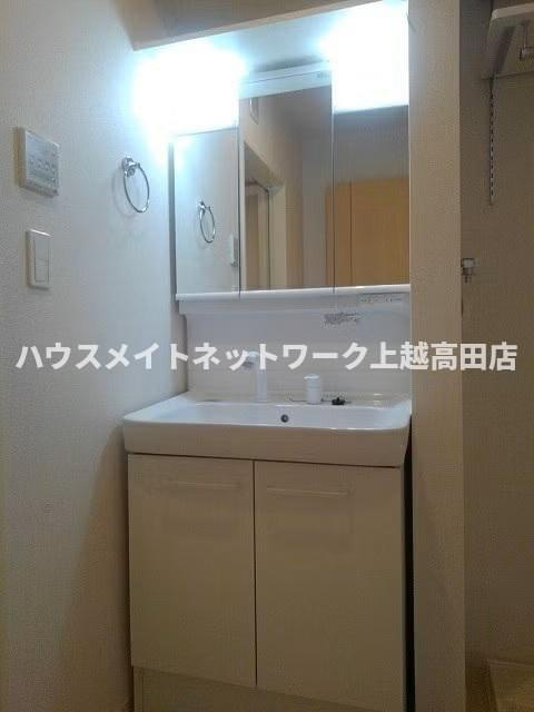 メルティー・アイⅣ　Ｂの独立洗面台|洗髪洗面化粧台