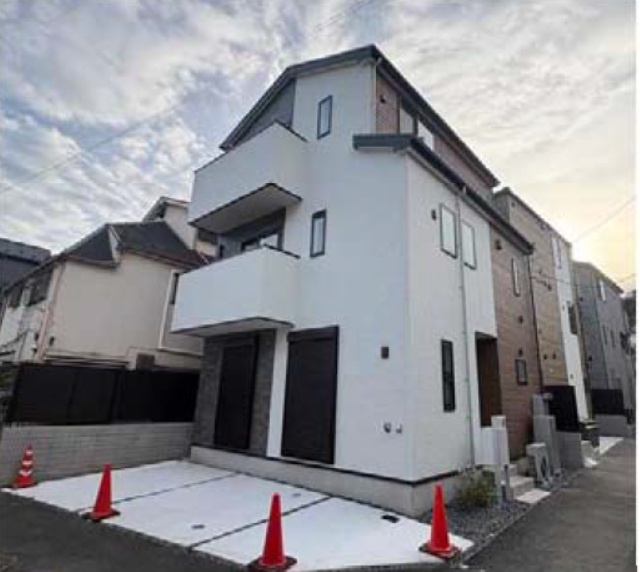 北区岸町　完成新築戸建の外観