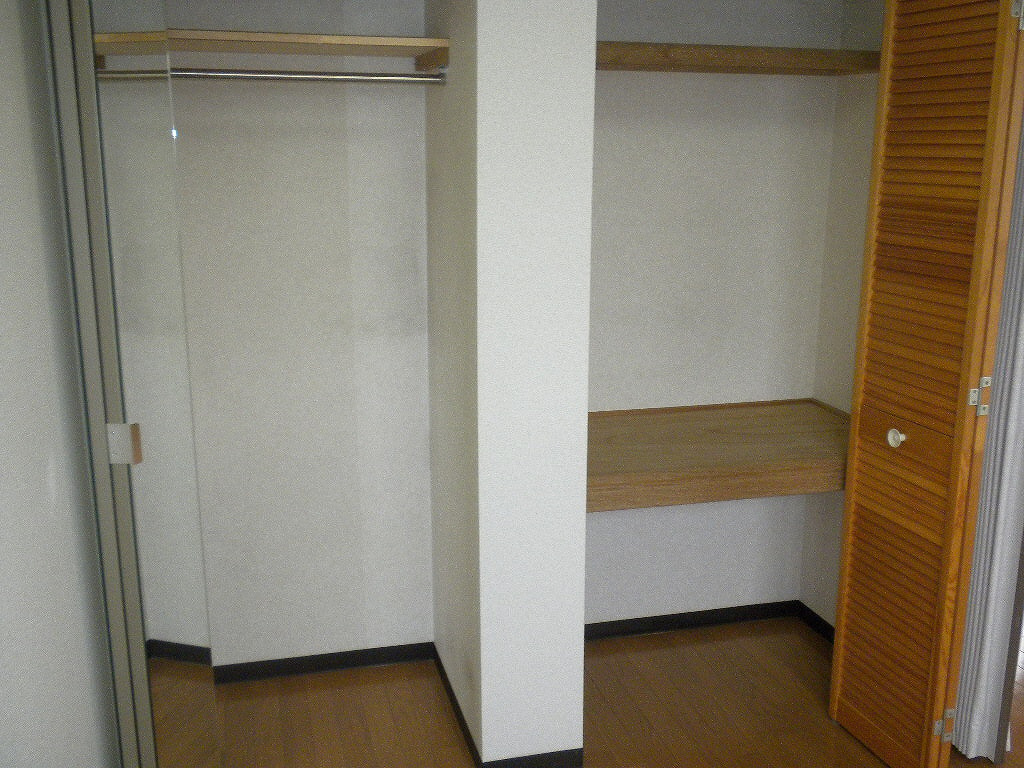 プロージェ新緑の収納|洋室収納