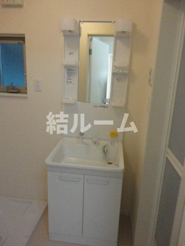 豊島区雑司が谷１丁目のアパートの洗面所