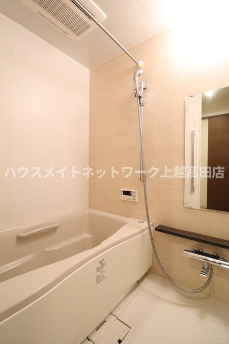 ロングステイ山下の浴室|浴室（追焚機能付）（参考同型室内写真306号室）