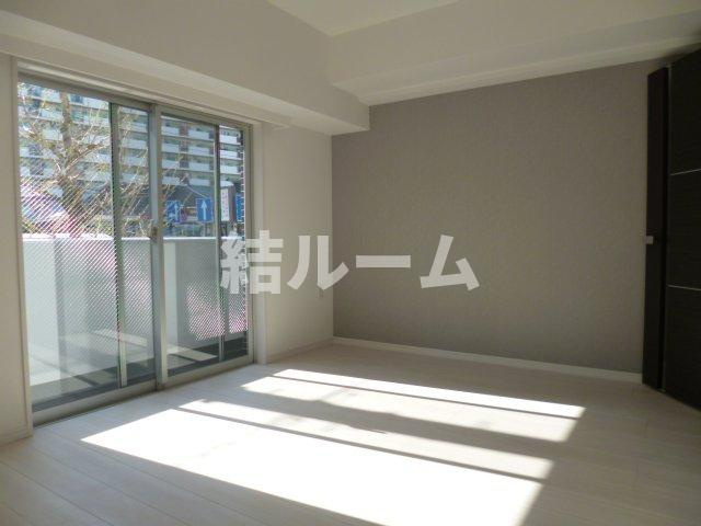 北区王子５丁目の賃貸マンションの居間・リビング