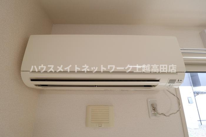 グラナート Ｂの設備|エアコン（参考同型室内写真102号室・現況優先）