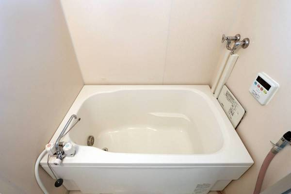 【浴室】 | ビレッジハウス檜原3号棟 | コンパクトで使いやすいお風呂です