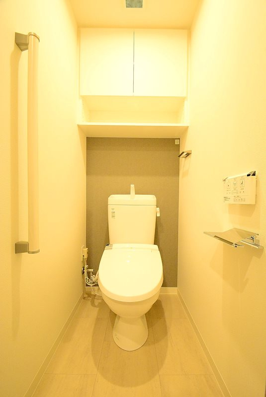 ステージファースト上野松が谷アジールコートのトイレ|落ち着いたトイレです