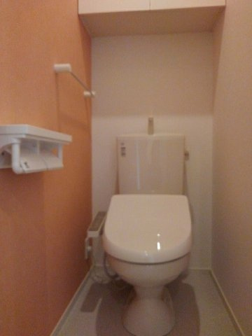 グラン　コリーヌのトイレ|清潔感のあるトイレです