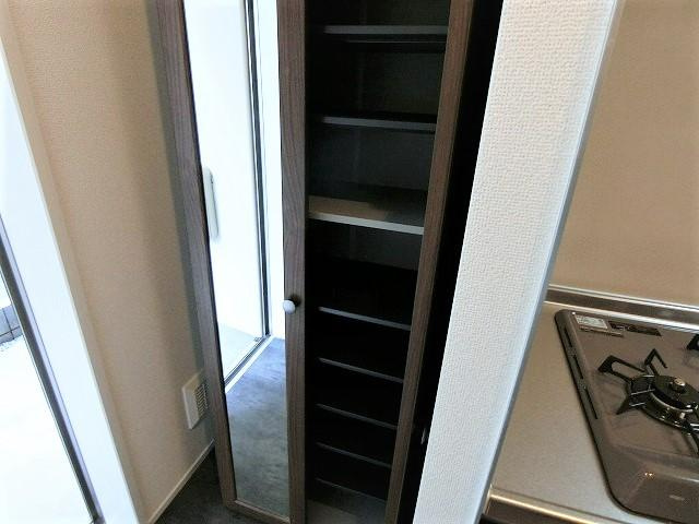 ウッドホーク　クラブの玄関|落ち着いた玄関です
