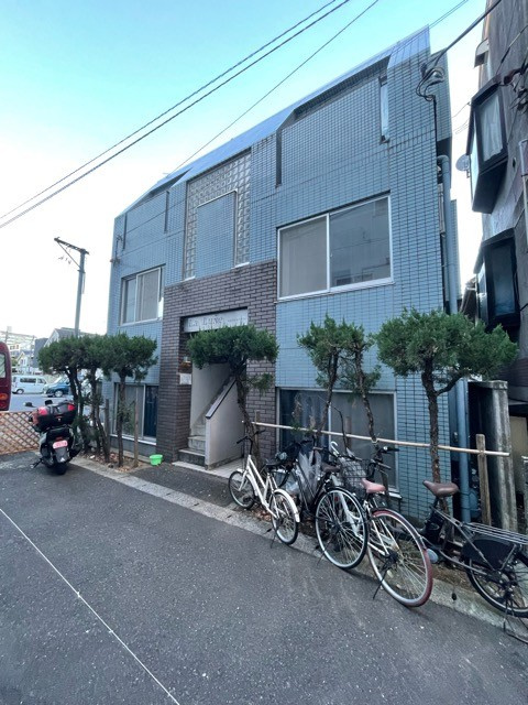ラ・リュクス駒沢の外観