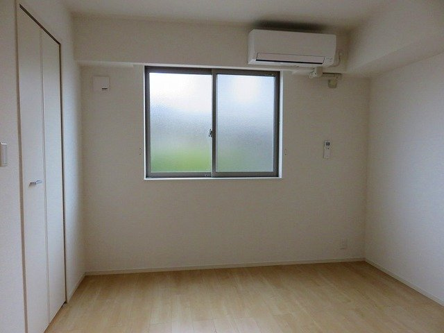 コンフォーティアⅡの内装|明るい室内です