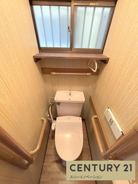 小林東3丁目貸家のトイレ