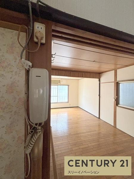 小林東3丁目貸家の居間・リビング