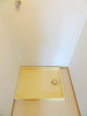 平和マンションの洗面所|★室内洗濯機置場★