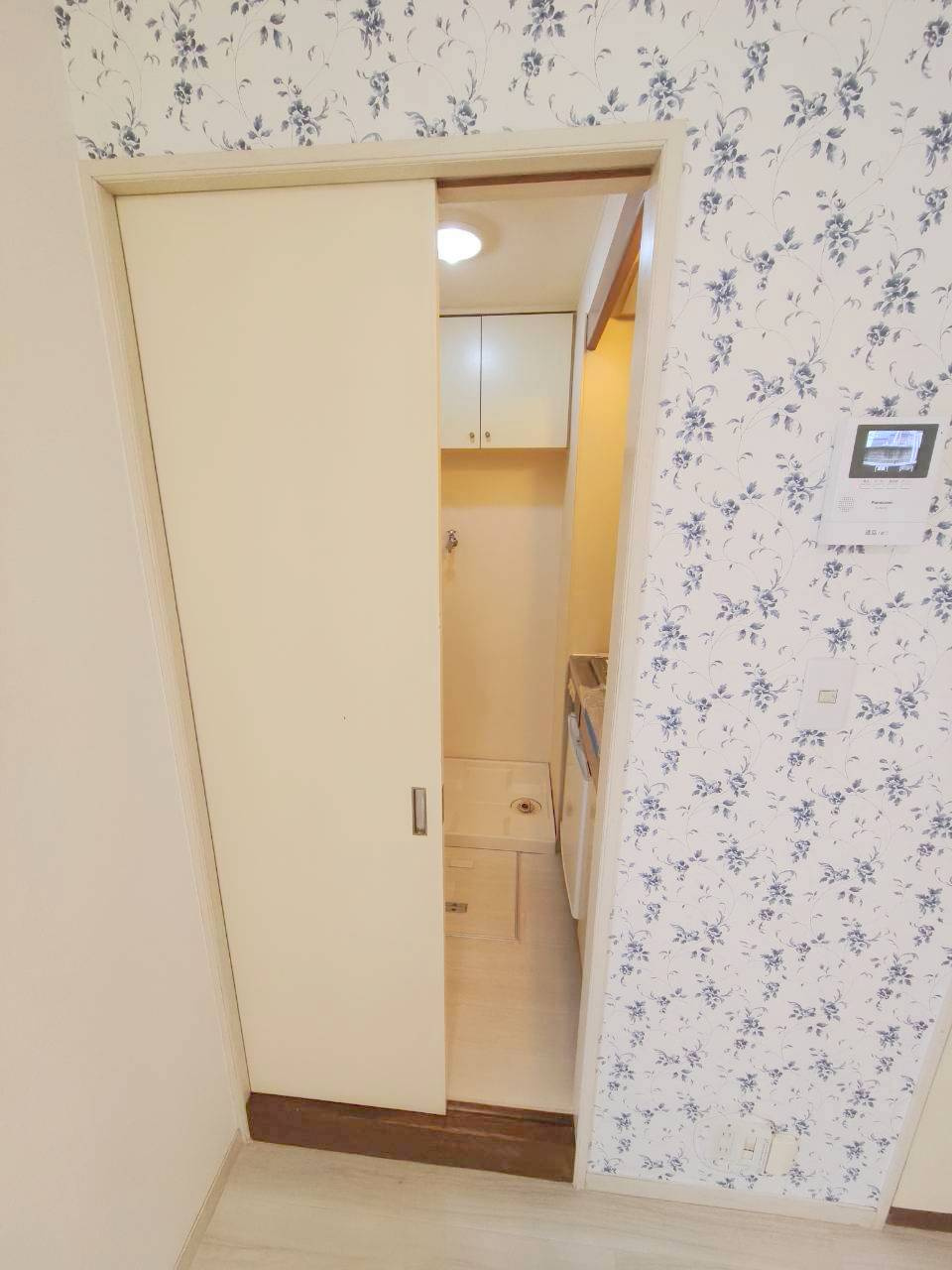 ピアー中野の内装|★キッチンと洋室は引き戸で仕切ることが出来ます★