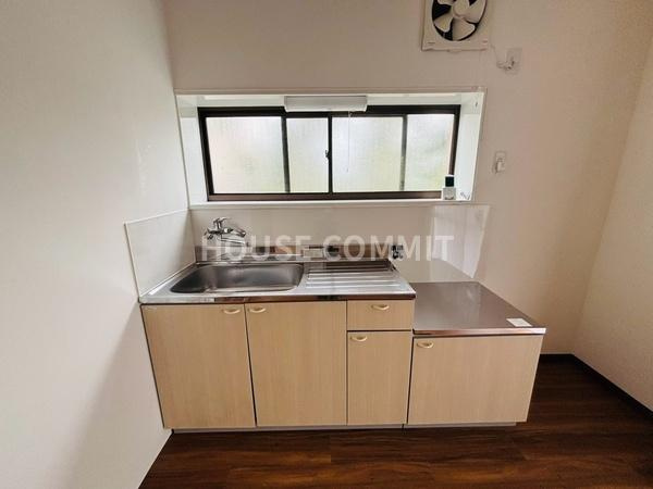 富里市七栄の中古一戸建のキッチン